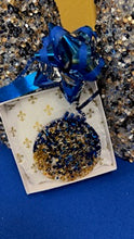 Load image into Gallery viewer, Resin Ornaments
