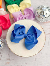 Load image into Gallery viewer, 4.5" Classic Scalloped Hair Bows (Multiple Colors)
